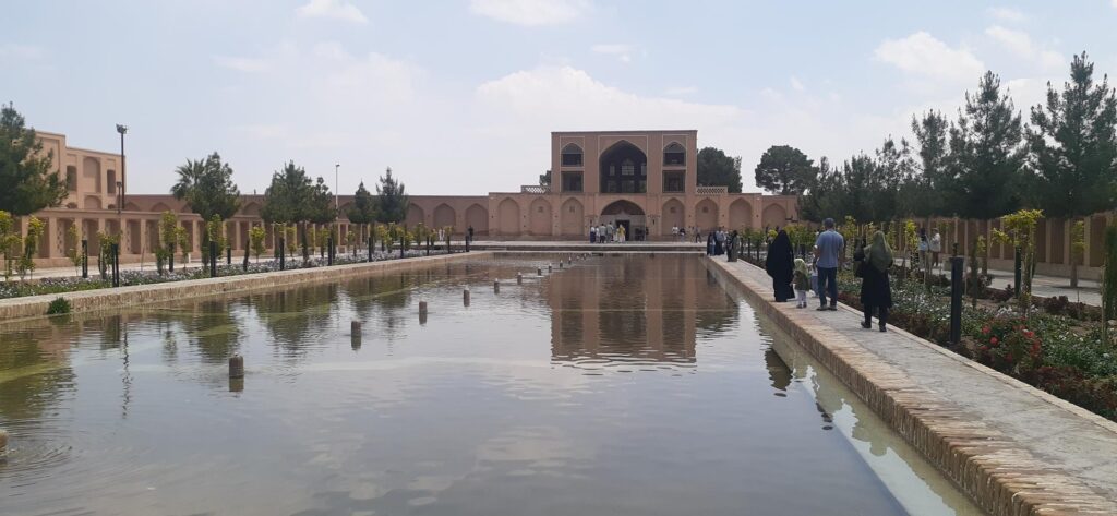 باغ دولتآباد چهارمنار