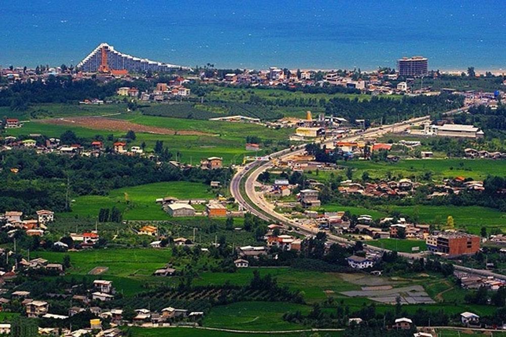 چالوس چی داره