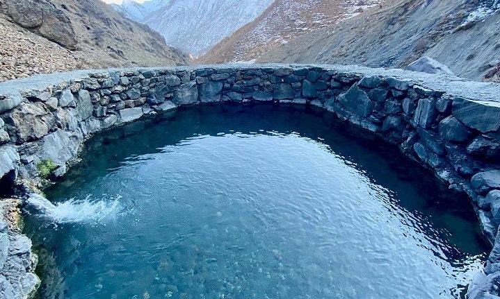 چالوس چی داره