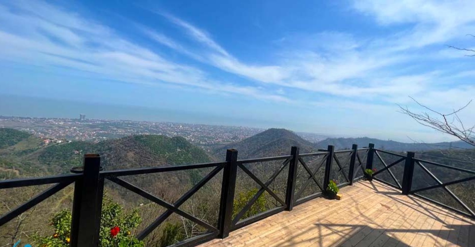 کلبه سوئیسی دیس کانتی دیسر رامسر
