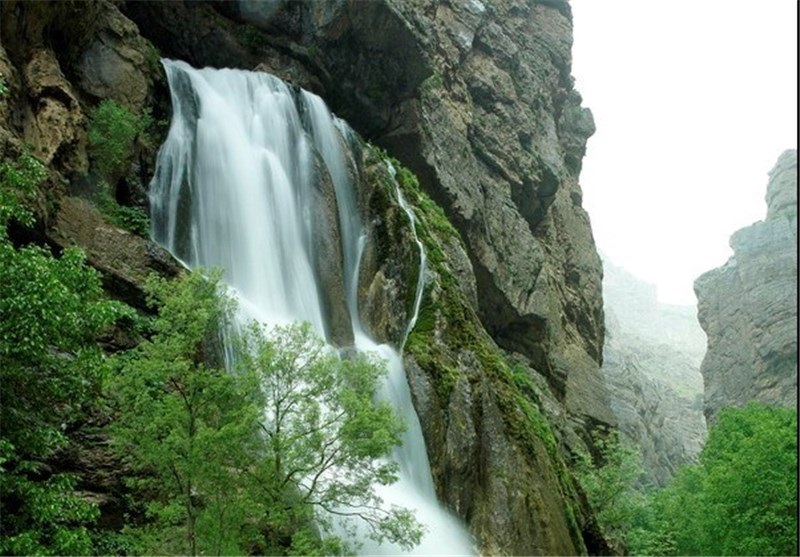 آبشار عروس در مران