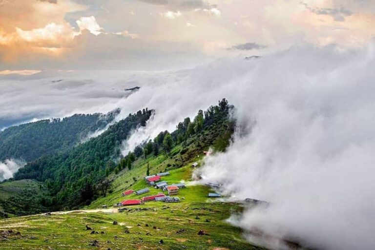 فیلبند دریای ابر