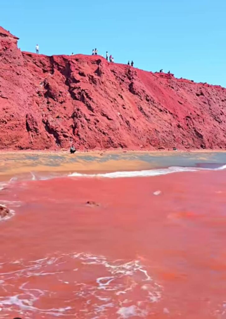 سفر به ساحل سرخ هرمز