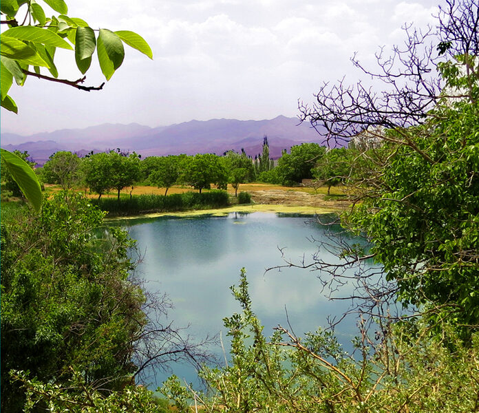 ابیانه روستای سرخ ایران