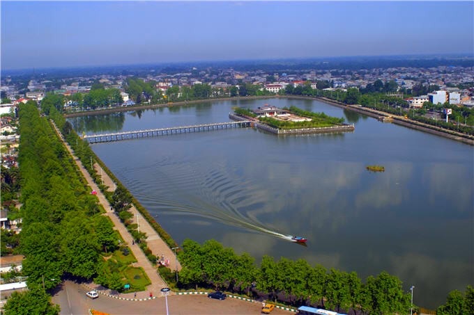 بام لاهیجان