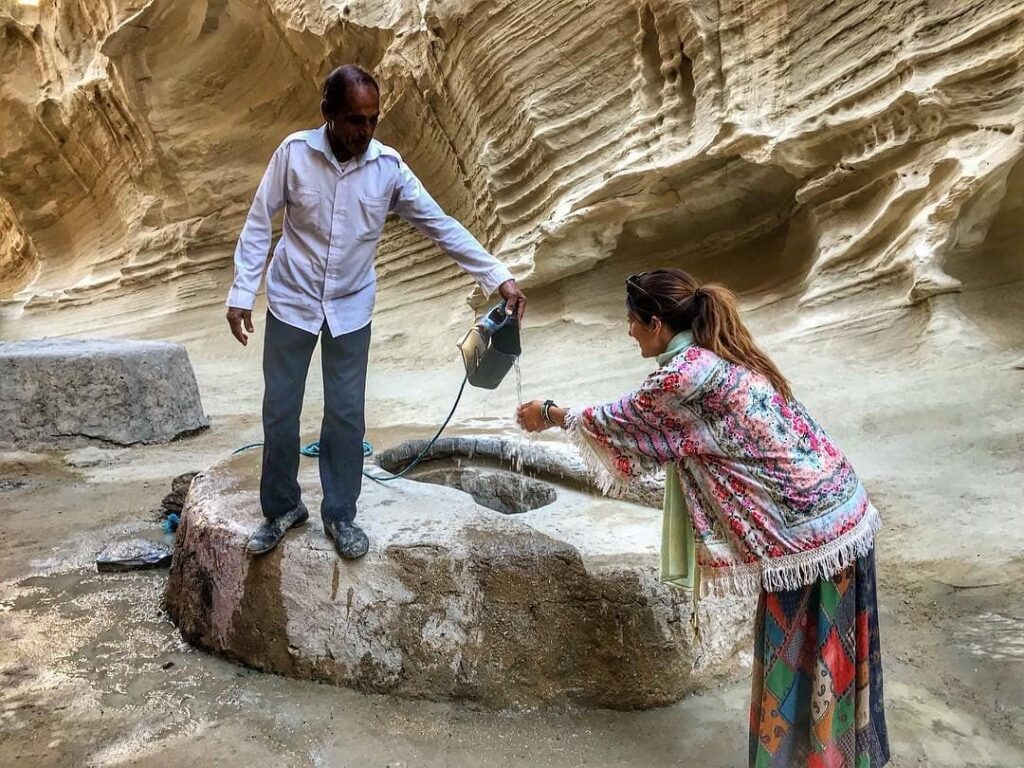 آدرس دره چاه کوه