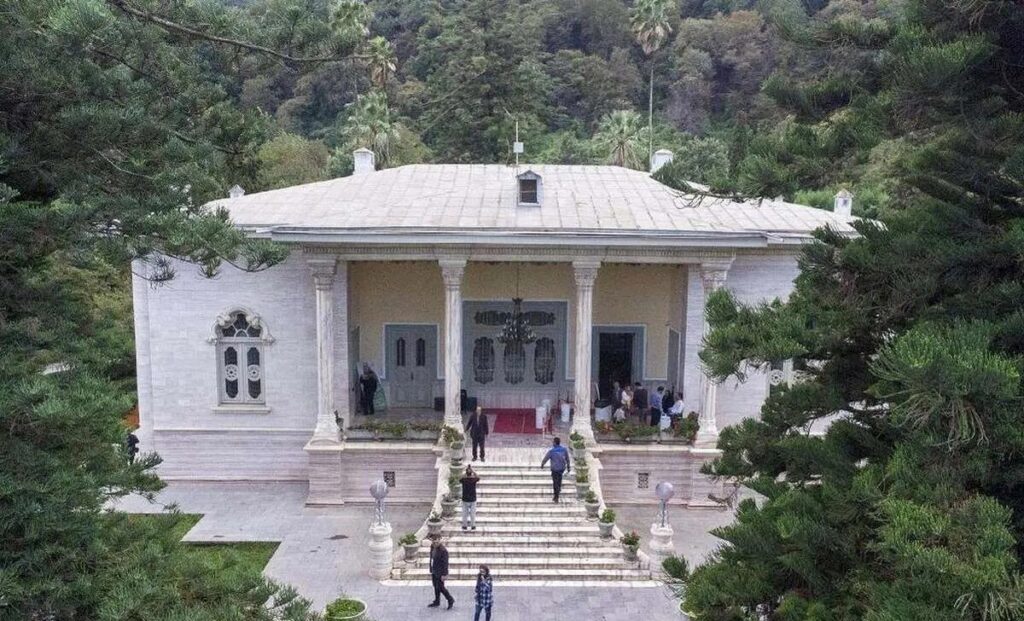 کاخ شاه در ایران و تهران