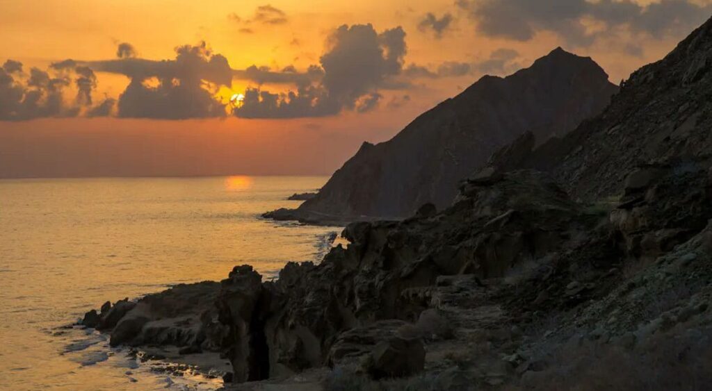 امکانات گردنه عشاق