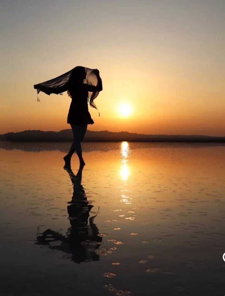 دریاچه نمک حوض سلطان-بزرگترین آینه طبیعی ایران