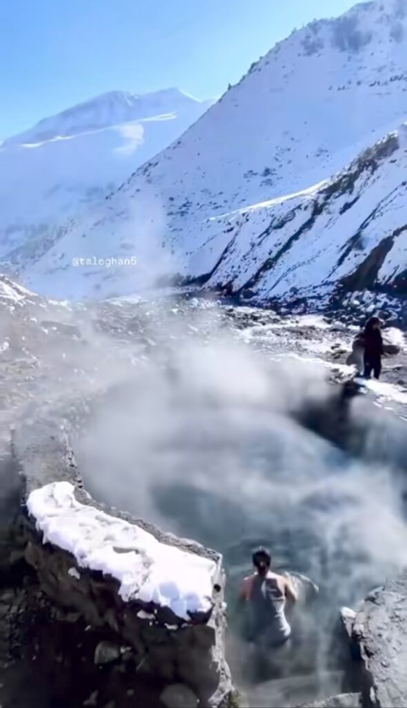 آبگرم دلیر چالوس در زمستان