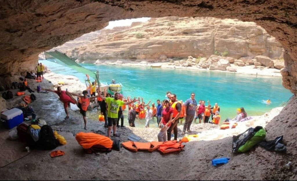 دی ماه کجا بریم