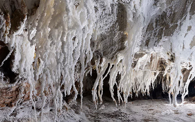 دره مجسمه های قشم