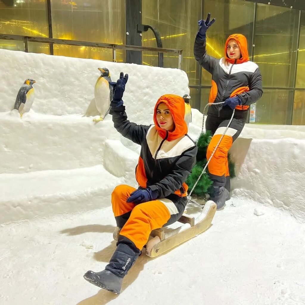 امکانات پارک برفی کیش