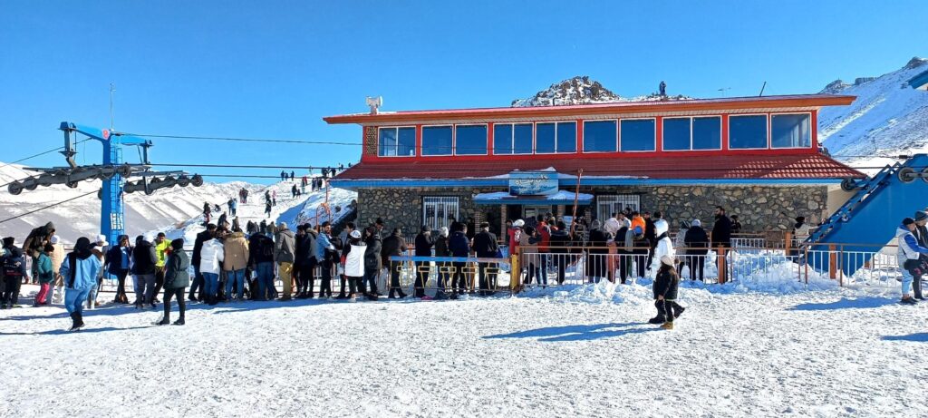 پیست اسکی آبعلی