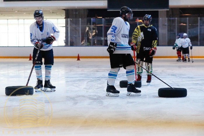 اسکیت یخ ایران مال