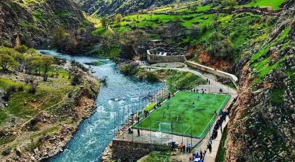 روستای دیوزناو کردستان