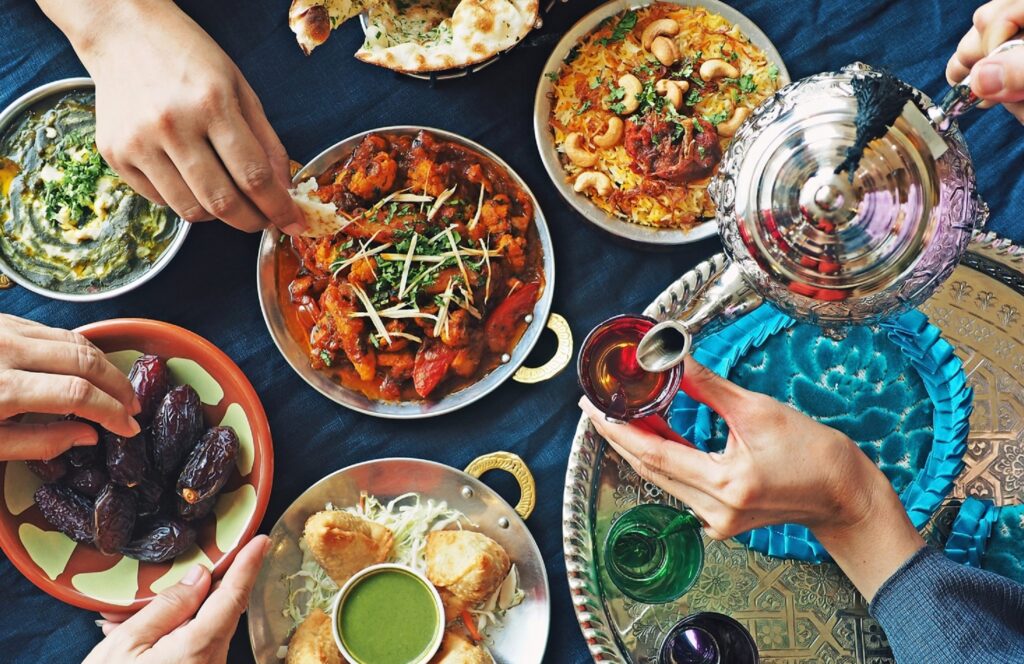 معرفی غذاهای معروف در ماه رمضان
